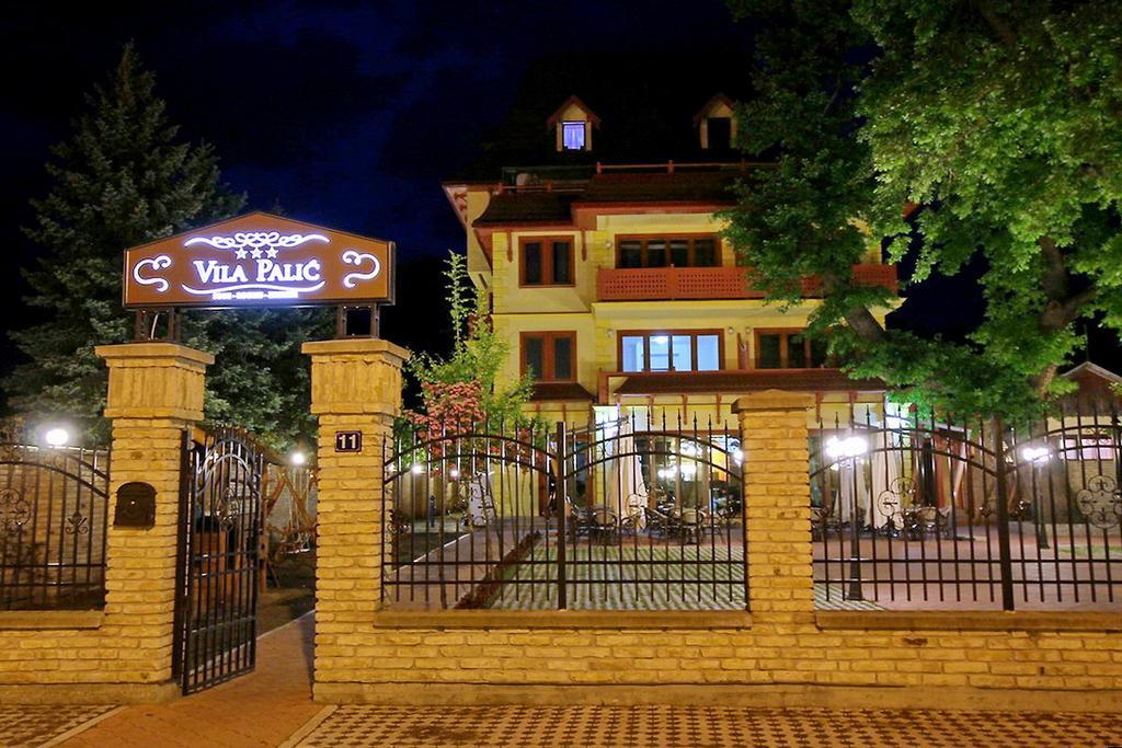 Vila Palic Hotel Exterior photo