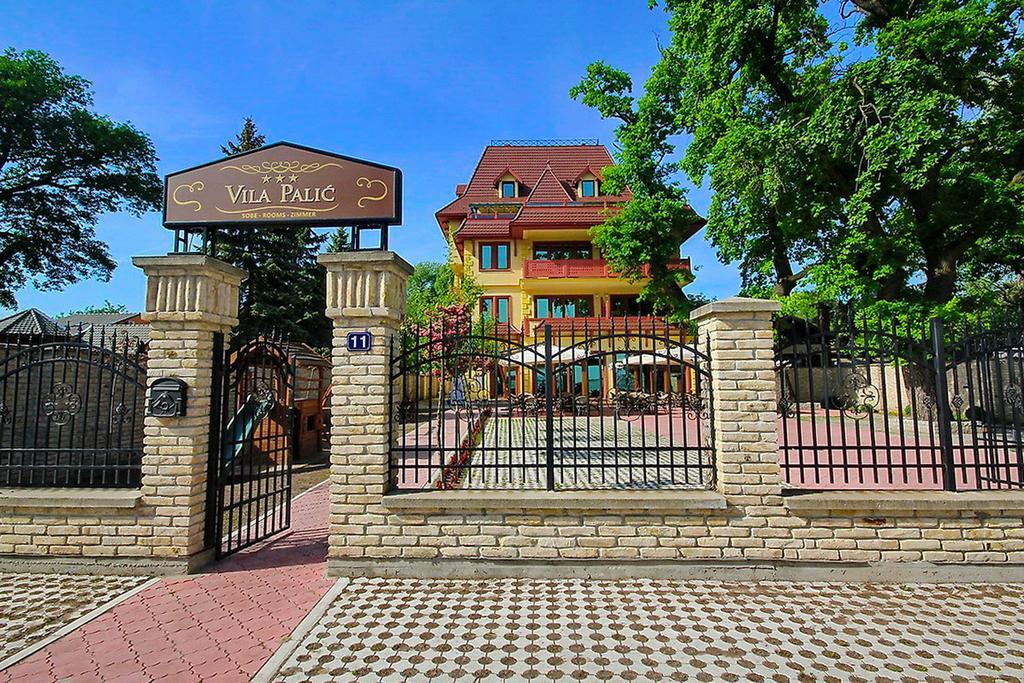 Vila Palic Hotel Exterior photo
