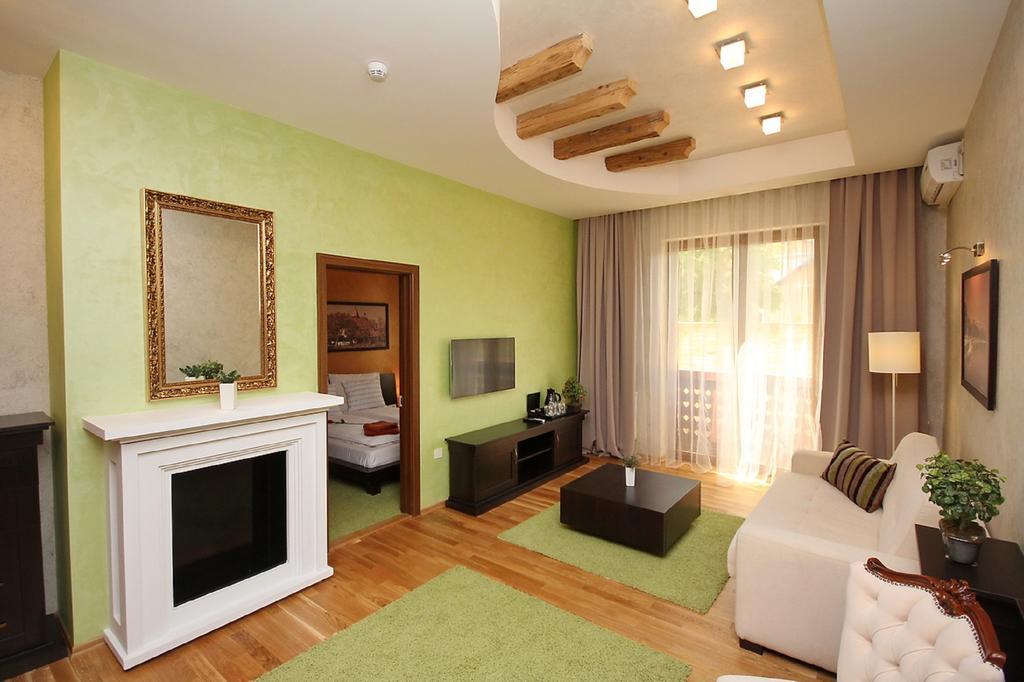 Vila Palic Hotel Exterior photo